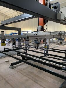 Tam-Otomatik-Cit-Panel-Punta-Kaynak-Makinesi-istif-Bolumu-1